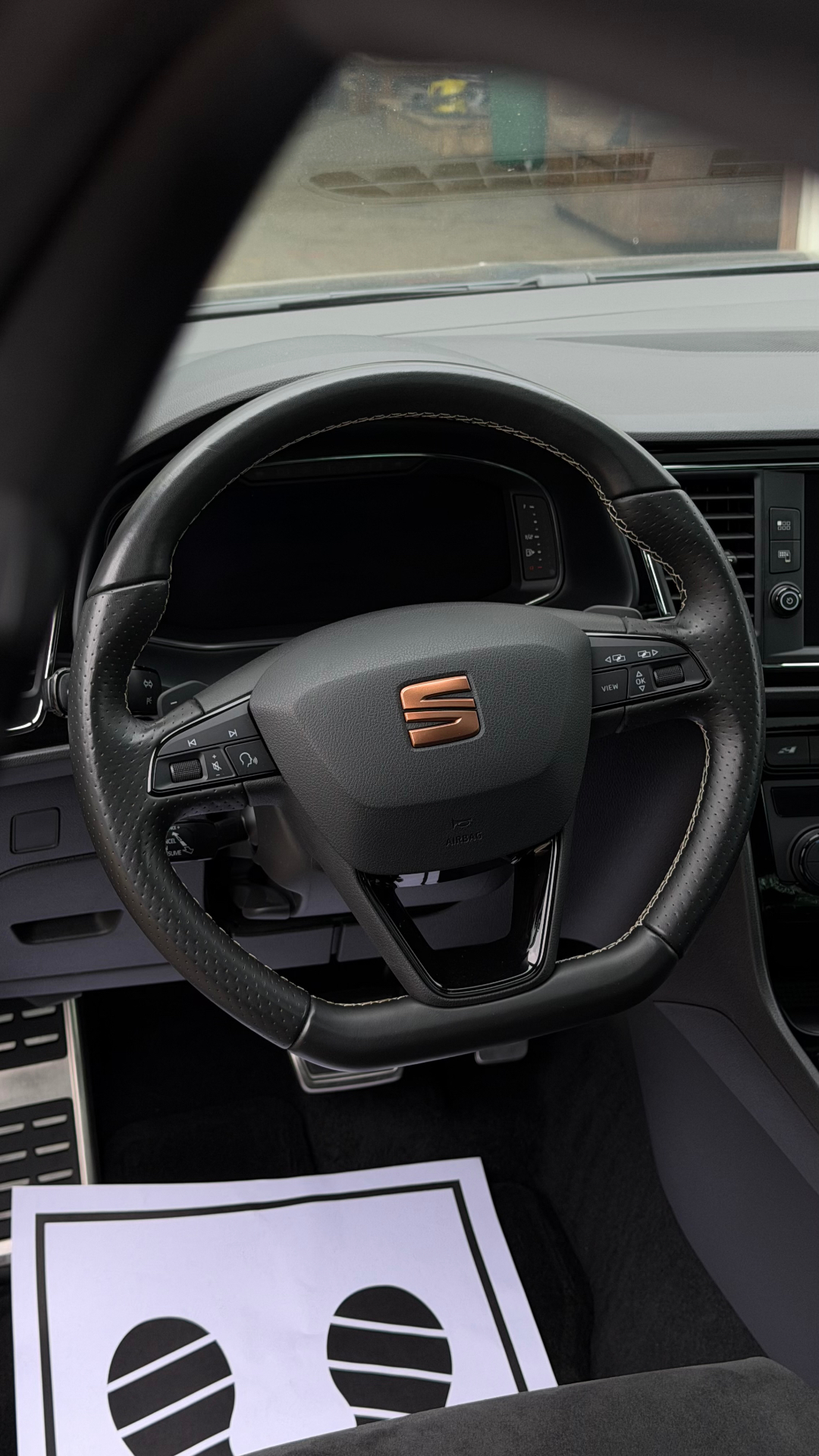 SEAT Lenkrad gereinigt